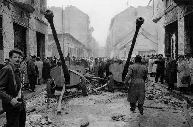 Mario_De_Biasi___Budapest_1956_izložba-Talijanski-institut-za-kulturu-u-Zagrebu2